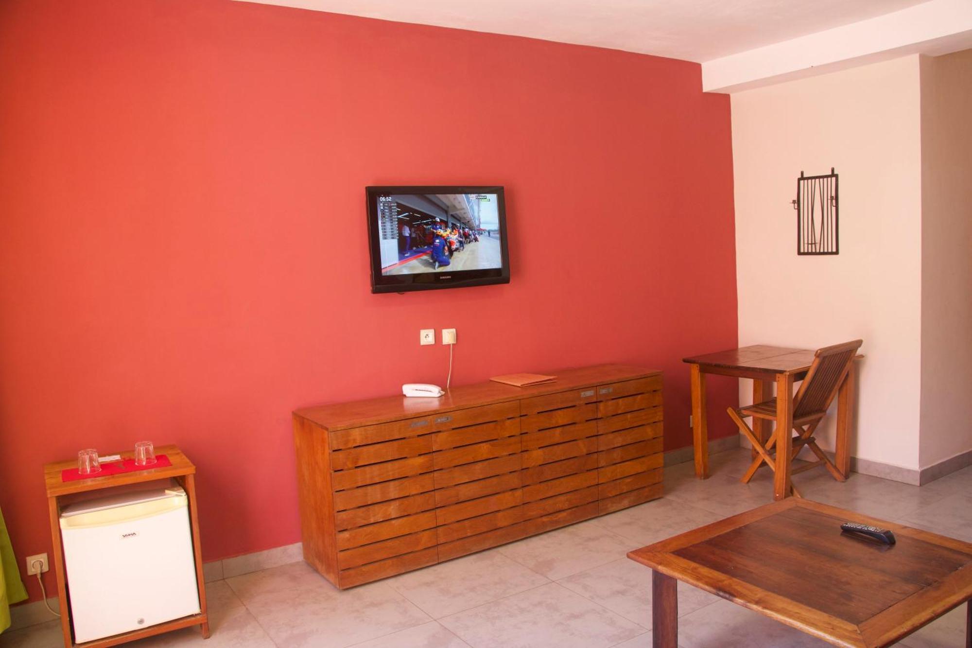Hotel Residence Sarimanok Ambatoloaka  Kültér fotó