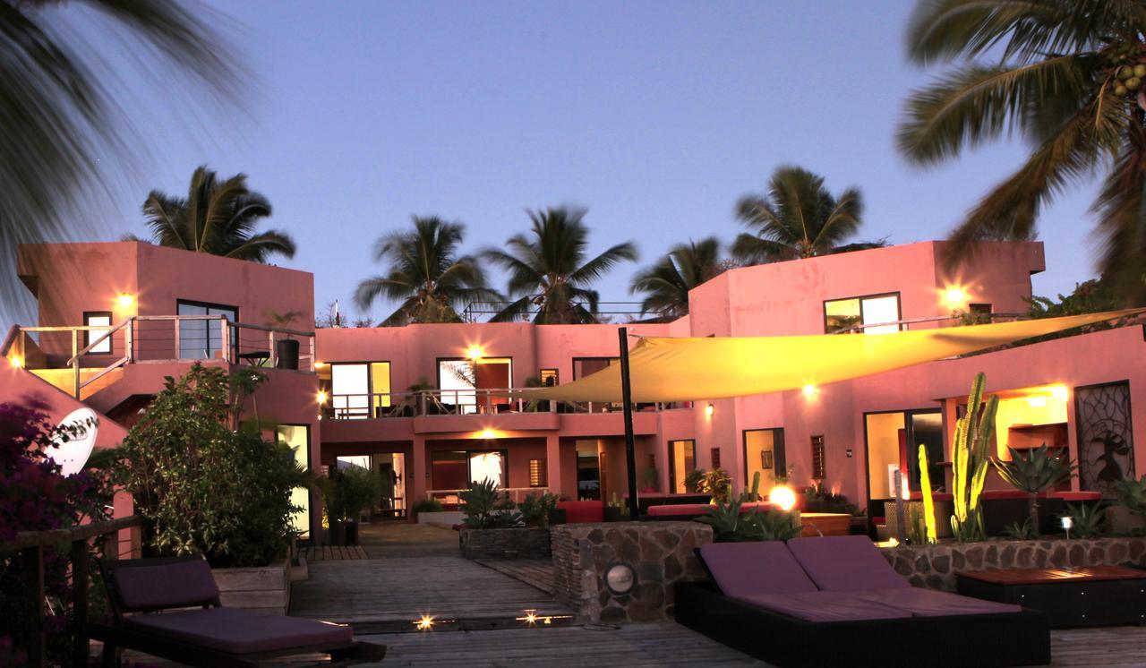 Hotel Residence Sarimanok Ambatoloaka  Kültér fotó