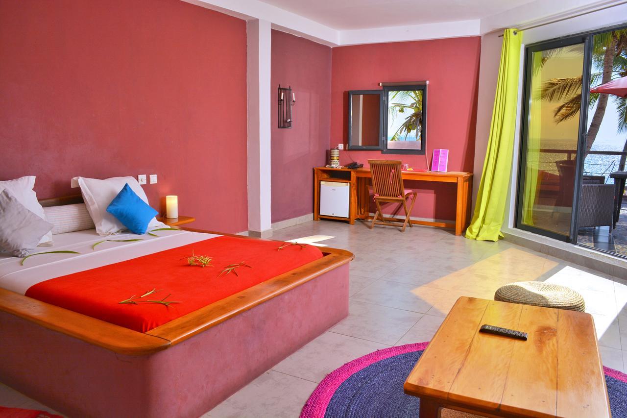 Hotel Residence Sarimanok Ambatoloaka  Kültér fotó