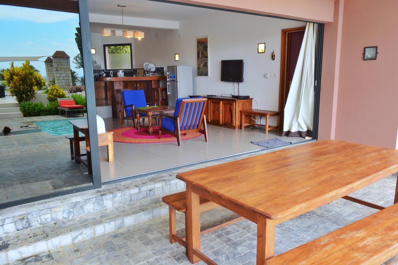 Hotel Residence Sarimanok Ambatoloaka  Kültér fotó